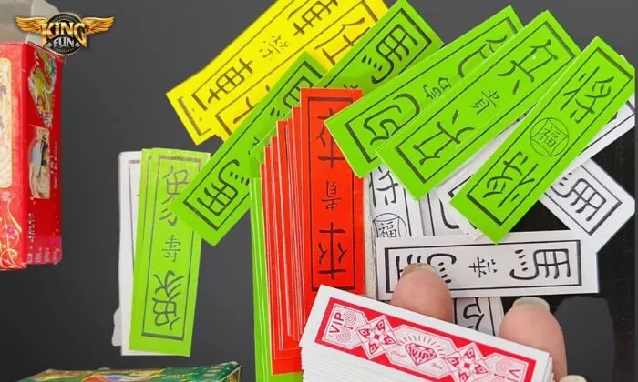 Tứ sắc là gì Những khái niệm cần biết khi chơi bài Tứ sắc